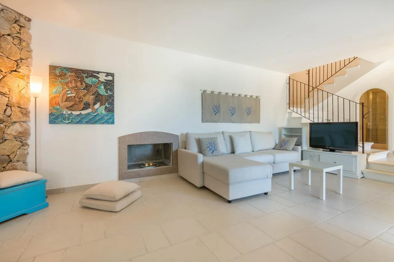 Villa Ginestra Con Piscina E Giardino Privato A 500 Mt Dal Mare Кастиадас