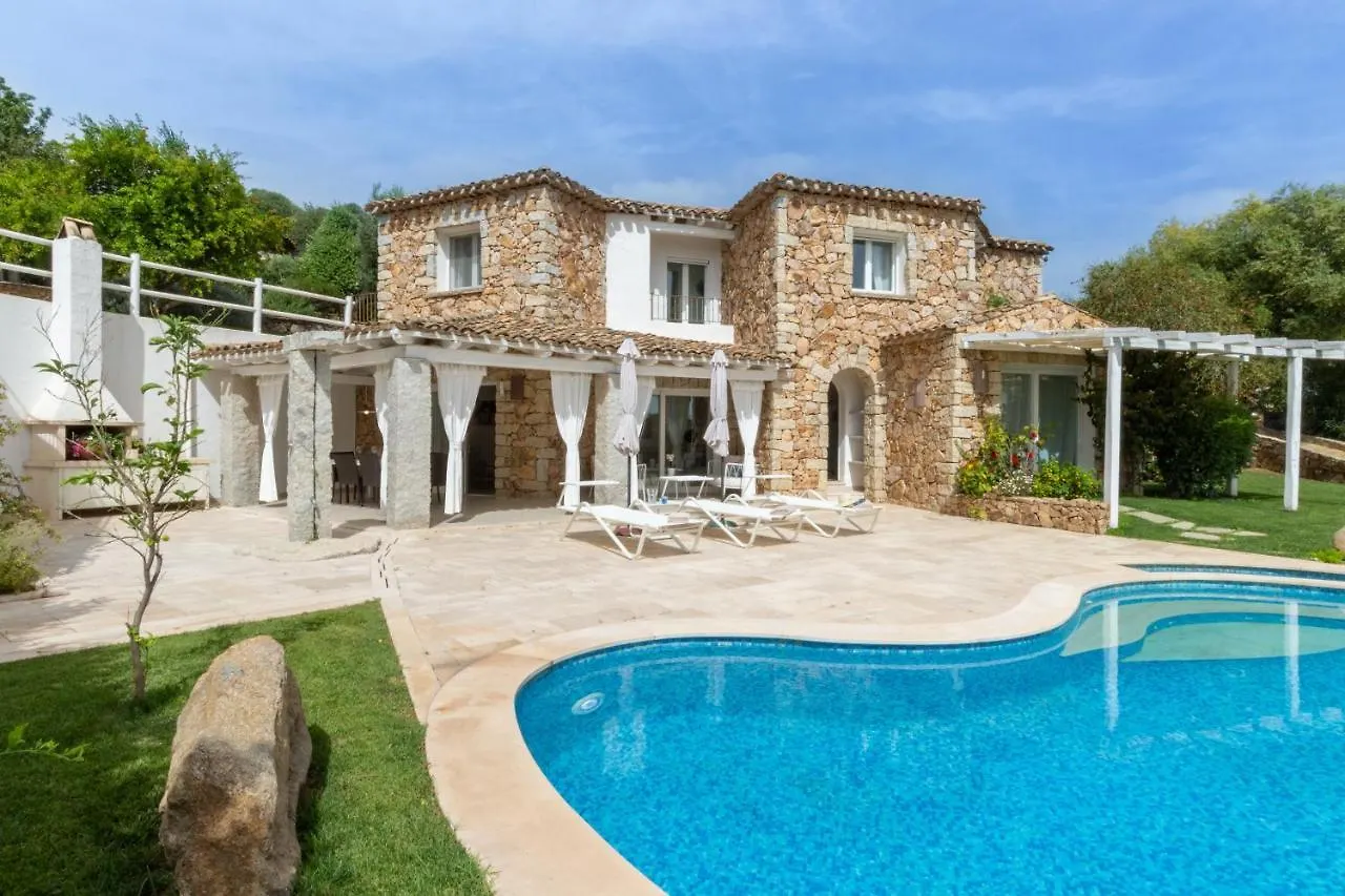 Villa Ginestra Con Piscina E Giardino Privato A 500 Mt Dal Mare Castiadas