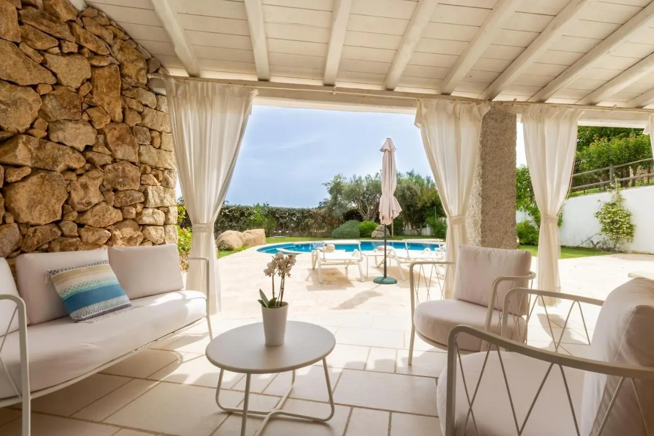 Villa Ginestra Con Piscina E Giardino Privato A 500 Mt Dal Mare Castiadas