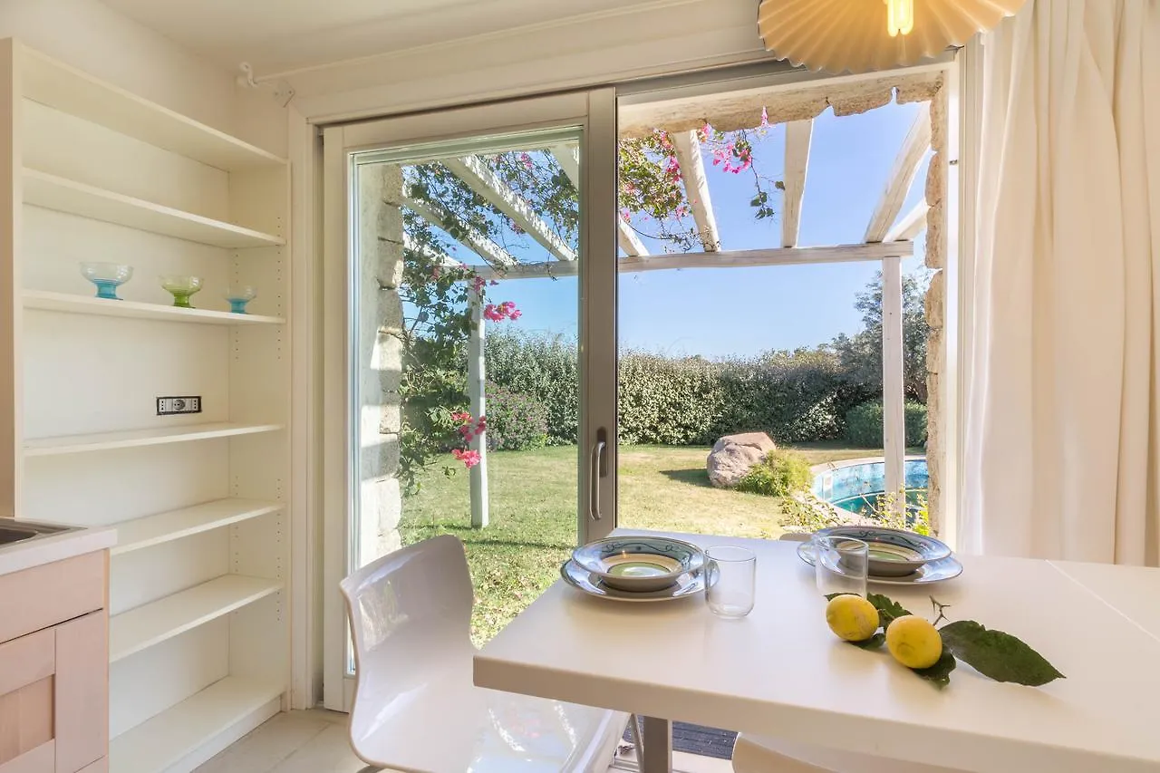 Villa Ginestra Con Piscina E Giardino Privato A 500 Mt Dal Mare Castiadas 0*,  Italien