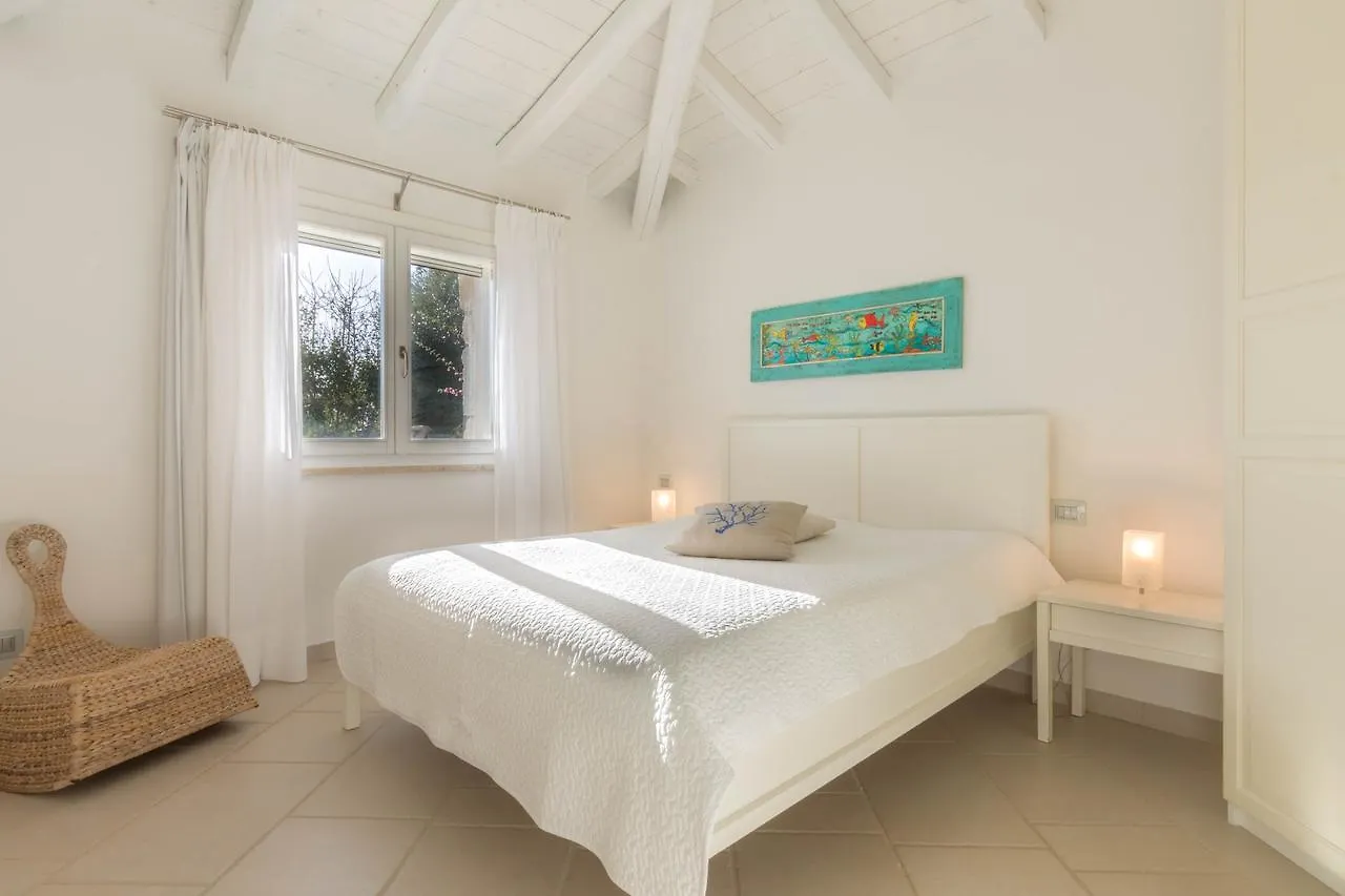 Villa Ginestra Con Piscina E Giardino Privato A 500 Mt Dal Mare Castiadas Italien